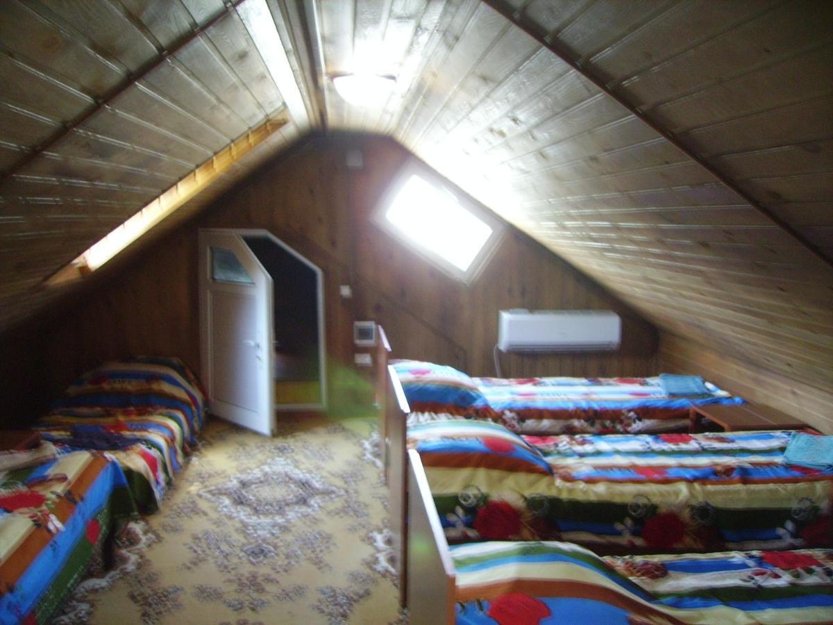 Sayfi Guesthouse Dușanbe Exterior foto